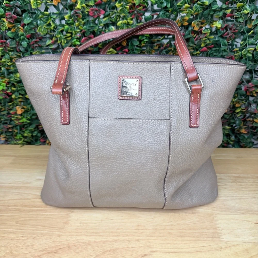 Dooney & Bourke Taupe Pebbled Leather Tote Bag Brown Trim Red Lining Medium